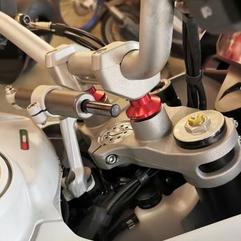 Preview: Lenkererhöhung 20 mm passend für Ducati DesertX Rot Eloxiert 22-