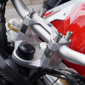 Lenkererhöhung 25 mm passend für BMW F 850 GS & F 850 GS Adventure 18- 4x additional special screws passend für BMW navigation sys.