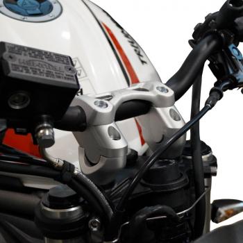 Preview: Handlebar risers 30 mm with offset 20 mm suitable for Triumph Speed Triple 1050 R (2012-2015) silver anodized