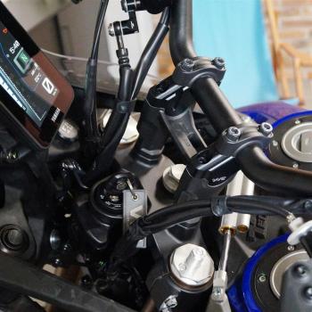Preview: Lenkererhöhung 30 mm mit Versatz 21 mm passend für Yamaha Ténéré 700, Rally & World Raid (Vehicle-specific)