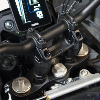 Preview: Lenkererhöhung 30 mm mit Versatz 21 mm passend für Yamaha Ténéré 700, Rally & World Raid (Vehicle-specific)