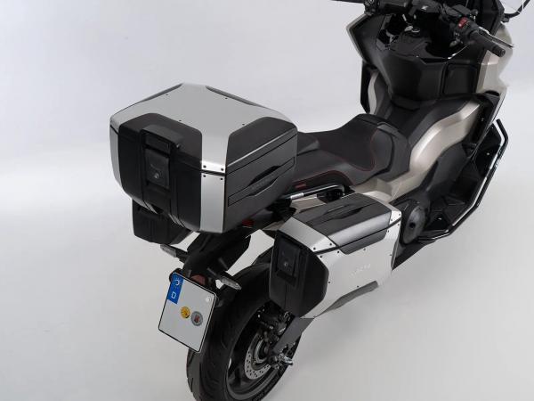 Xcore Topcase 40 für Smartrack schwarz mit silberner Blende