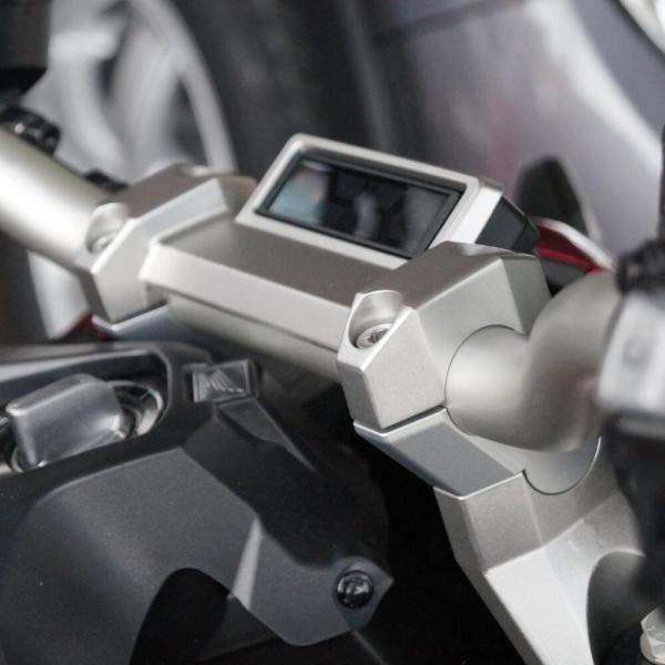 Lenkererhöhung 30 mm mit Versatz 17 mm passend für Honda ADV 750, X-ADV & A2 (RC95, RH10) 16-