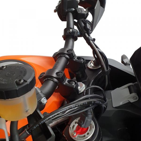 Lenkererhöhung 30 mm mit Versatz 21 mm passend für KTM 1290 Super Adventure R 17- Silber Eloxiert