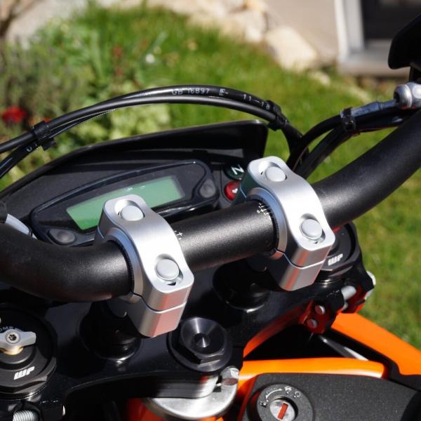 Handlebar risers 30 mm with offset 21 mm suitable for KTM 1290 Super Adventure S 17- silver anodized