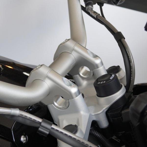 Lenkererhöhung mit Versatz 30 mm höher und 24 mm zurück passend für BMW R 1250 RT 21- mit Rohrlenker