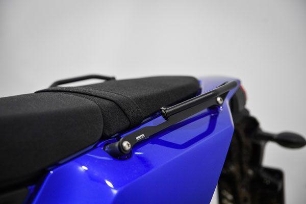 Soziushaltegriffe / Bergegriffe passend für Yamaha Tenere 700 (2019-) - Seitenansicht links