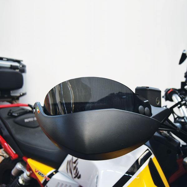 paar-dunkel-getonte-handprotektoren-passend-fur-die-moto-guzzi-v85-tt